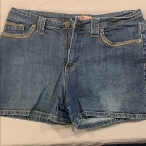 Faded glory  stretch shorts  size 14